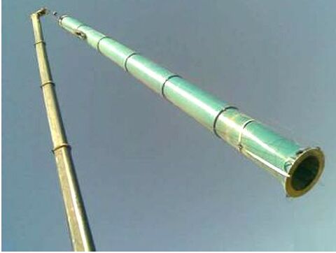 玻璃鋼煙囪吊裝施工實拍大圖