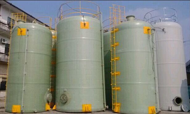 玻璃鋼鹽酸罐成品圖